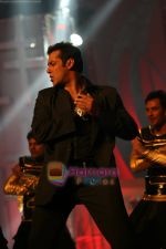 Salman Khan at Cintaa Superstars ka Jalwaa Show in Filmcity, Mumbai on 15th March 2010 (3).JPG